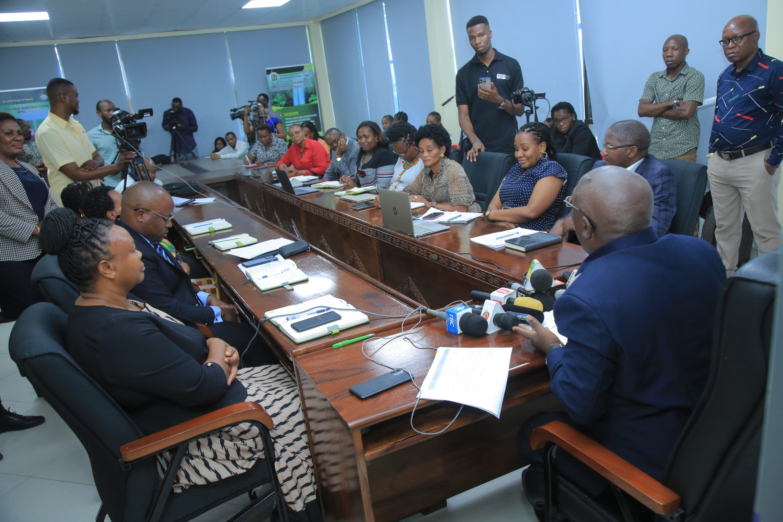 NEMC YAFANYA MKUTANO NA WAANDISHI WA HABARI KUTOA TAARIFA MAALUMU YA KUDHIBITI KELELE CHAFUZI NA MITETEMO cover image